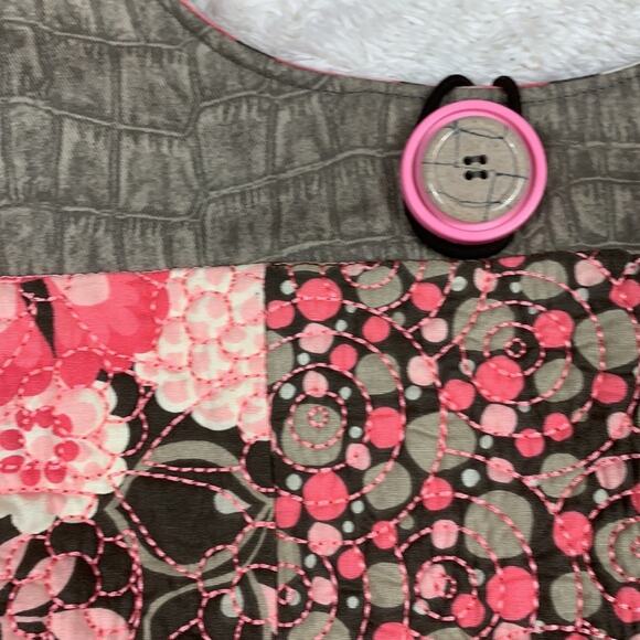 Handmade Reversible quilted pink and grey tote crossover bag - Picture 4 of 9